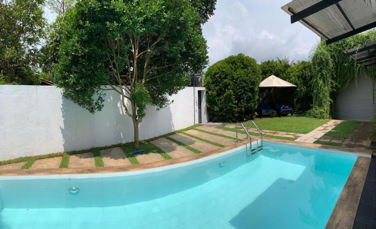 Milla Villa Hikkaduwa Esterno foto